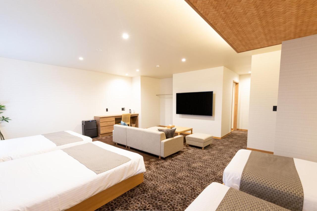 Отель Grand Base -Nagoya Chiyokura- Экстерьер фото